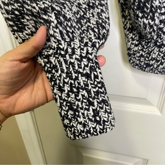 Iro
Holea Sweater Sz Large - Picture 8 of 9